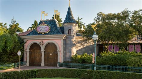 pavillon des princesses|Princess Pavilion: A Royal Invitation 